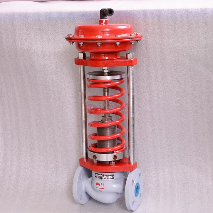 自力式調節(jié)閥實物圖